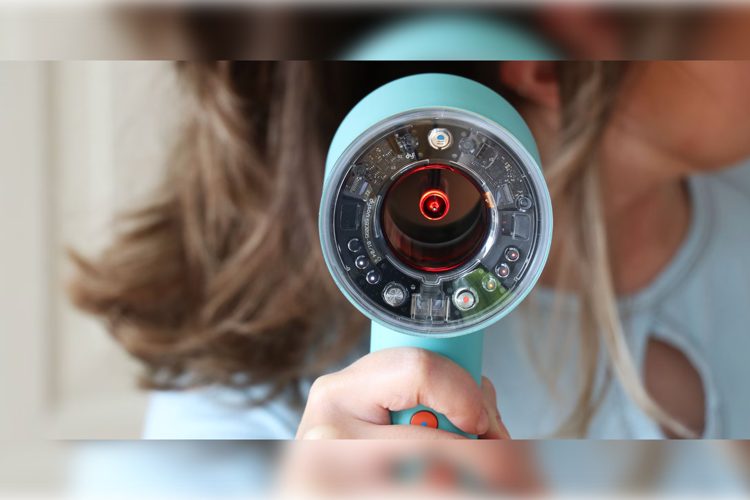 Dyson Supersonic Nural: умный контроль температуры, безопасность и эргономика